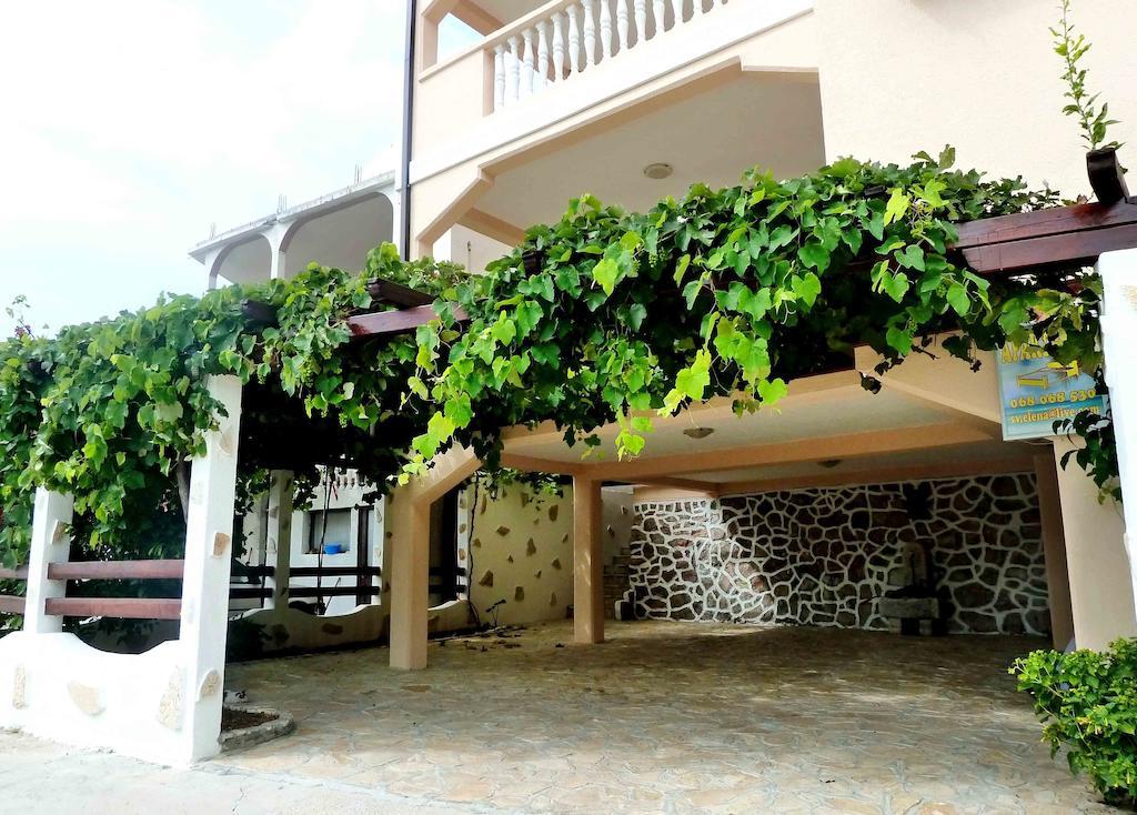Apartments Papillon Podgorica Exterior foto