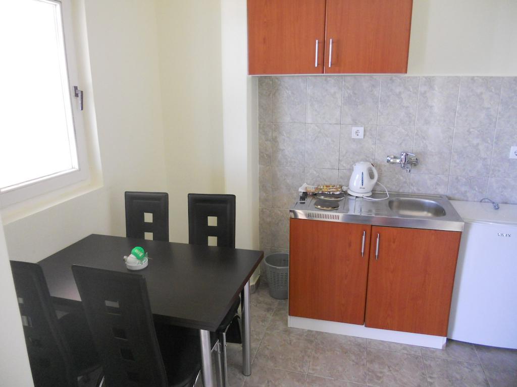 Apartments Papillon Podgorica Habitación foto