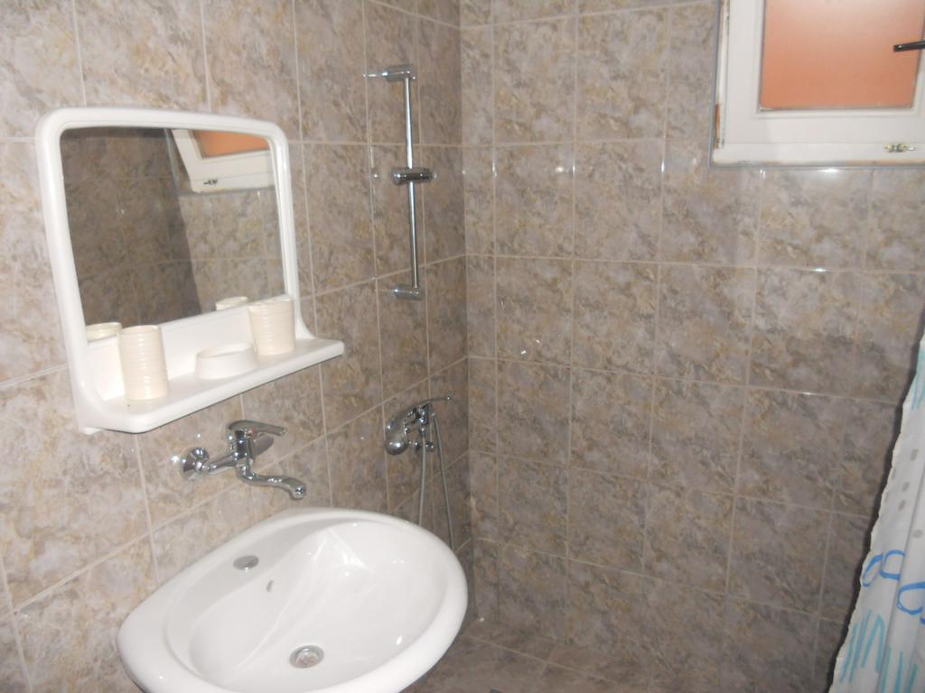 Apartments Papillon Podgorica Habitación foto